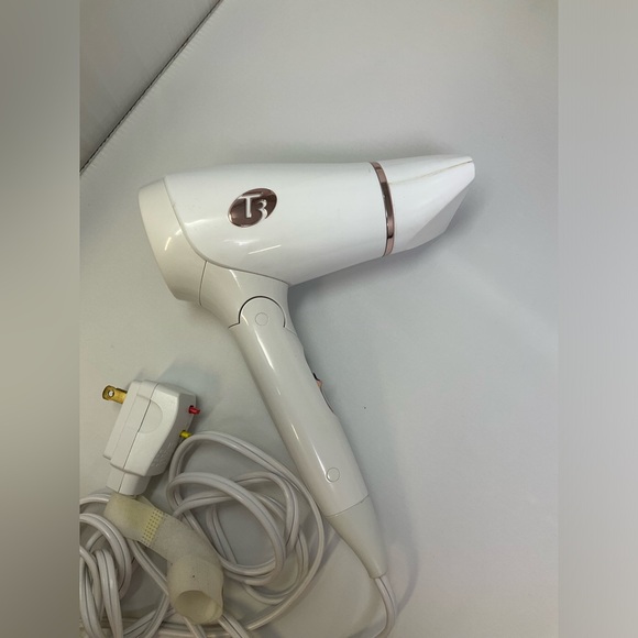 T3 Featherweight Compact Folding Compact Hair Dryer Used In Good Condition - Picture 3 of 6